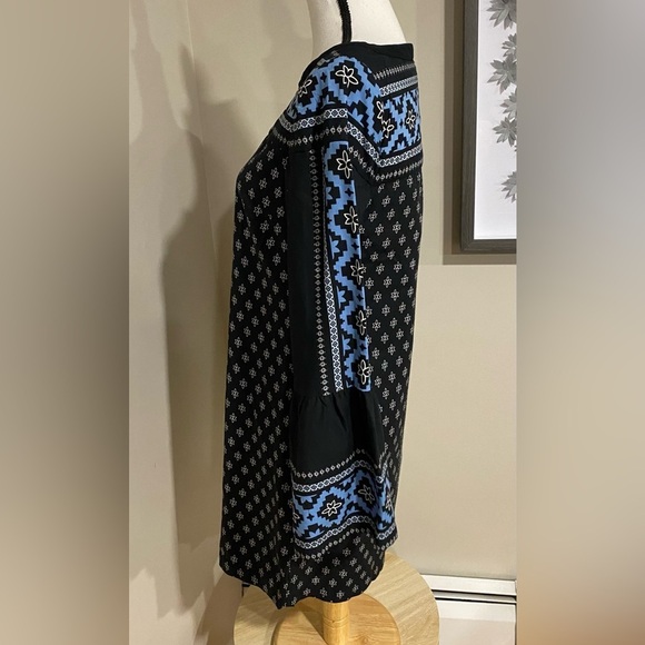 Loft Bell Sleeve Dress - Picture 5 of 8